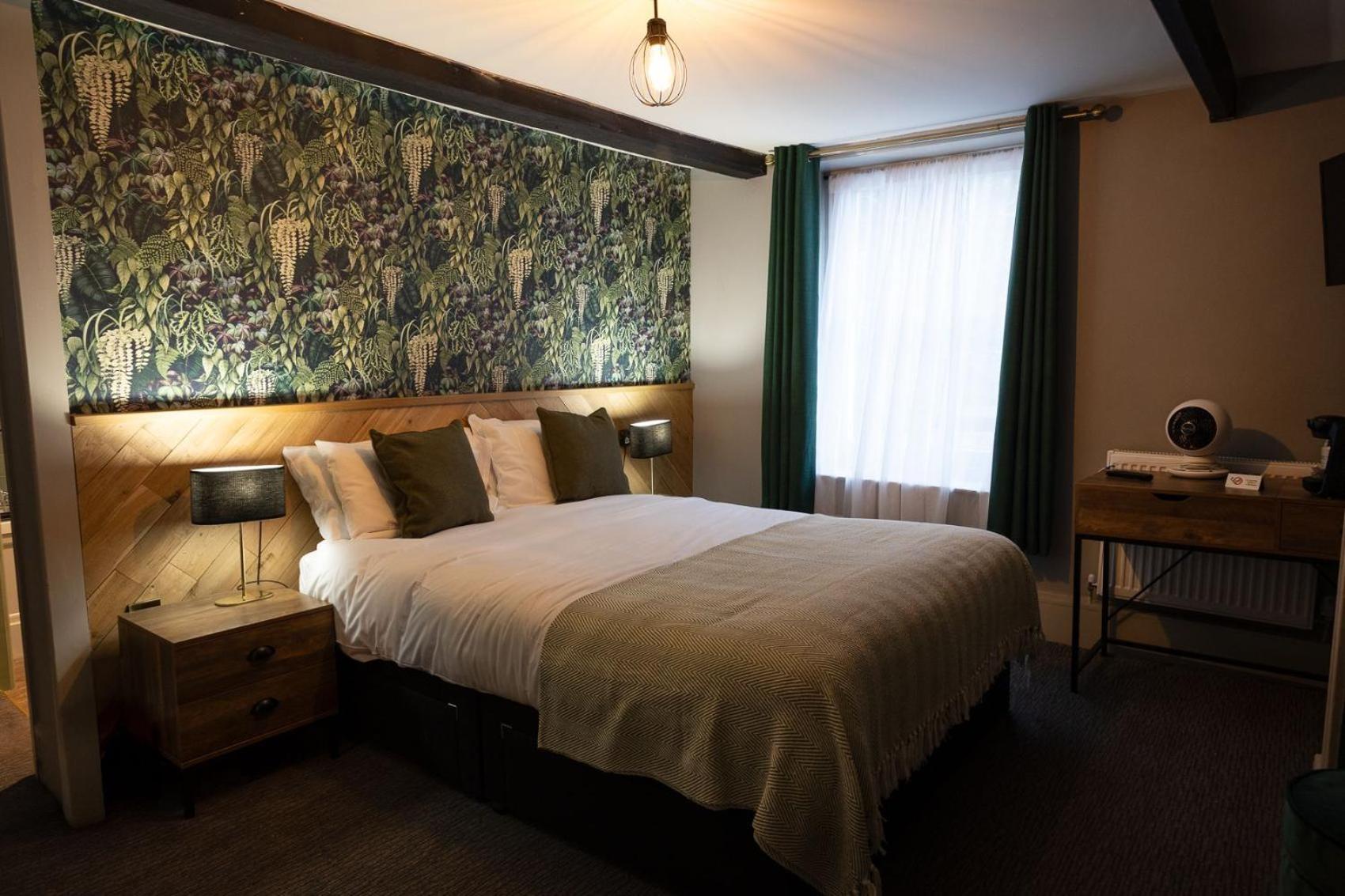 Old Mill Hotel Солсбері Екстер'єр фото